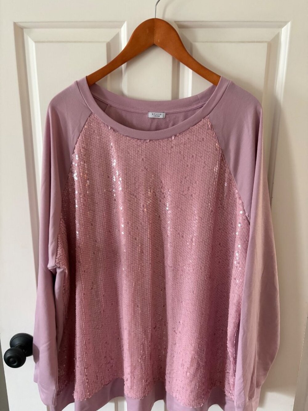 Studio 1896 Women's Long Sleeve Top Pink Sequined Front Size 2X / 3X - Picture 3 of 6